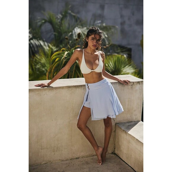 Free People Free-est Scarlett Skort Shorts High Waisted Gauzy Smocked XS 279633 - Picture 3 of 10